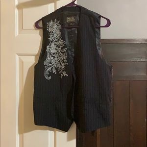 Men’s vest with graphic design